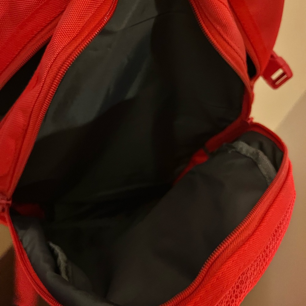 Supreme Backpack - Picture 5 of 5